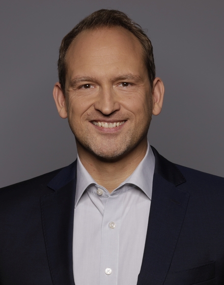 Dr. Falko  Grube