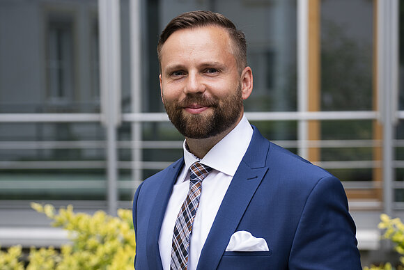 AfD-Fraktion LSA Portraitfoto des AfD-Abgeordneten Gordon Köhler.