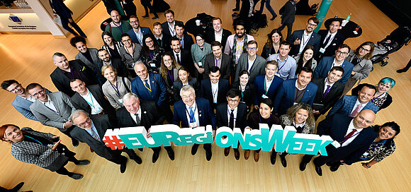 Willkommenstreffen der Young Elected Politicians in Brüssel (hier aus dem Jahr 2019). Das Programm startet demnächst in die neue Saison.