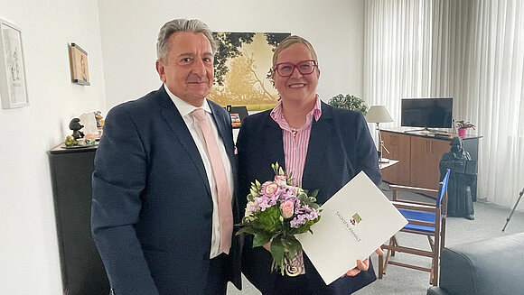 ltlsa/smü Landtagspräsident Dr. Gunnar Schellenberger und Sachsen-Anhalts Datenschutzbeauftragte Maria Christina Rost.