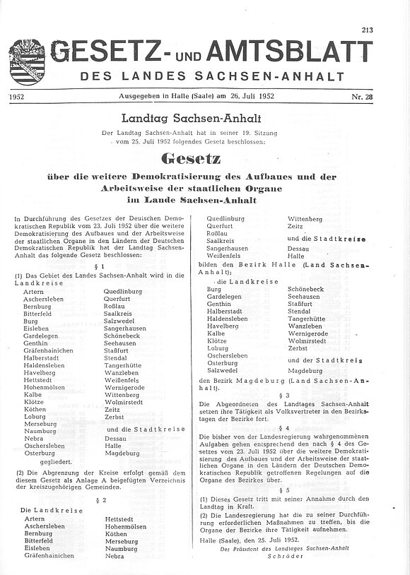 ltlsa/Archiv Gesetz- und Amtblatt vom 26. Juli 1952, in dem das verabschiedete Gesetz über die Auflösung des Landtags verkündet wurde.