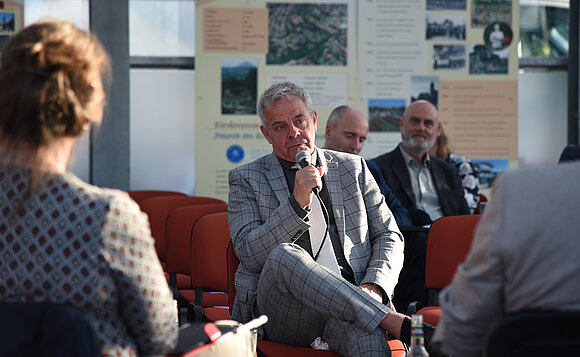 Der Abgeordnete Frank Otto Lizureck (AfD) in der Gesprächsrunde.