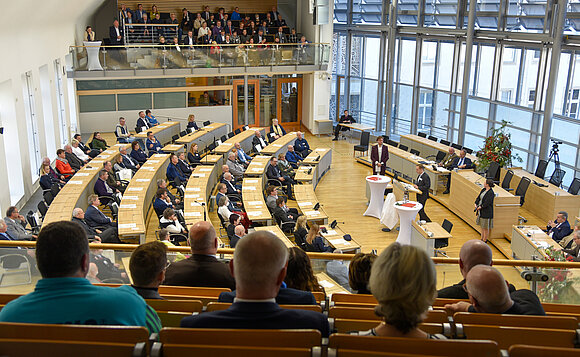 Eindrücke aus der Ehrenamtsveranstaltung im Plenarsaal des Landtags von Sachsen-Anhalt.