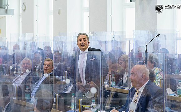 Der Abgeordnete Dr. Gunnar Schellenberger nimmt die Wahl zum Landtagspräsidenten an.