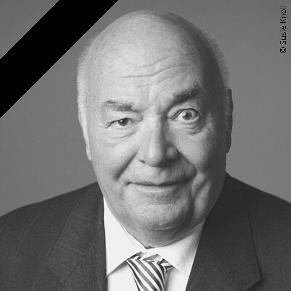 Portraitbild des verstorbenen FDP-Abgeordneten Johann Hauser.