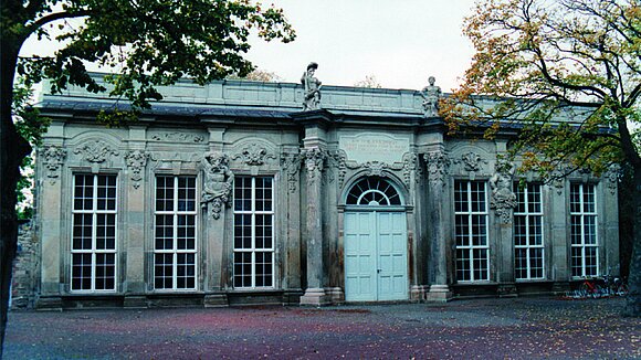 Blick auf die Orangerie des Schlosses Bernburg.