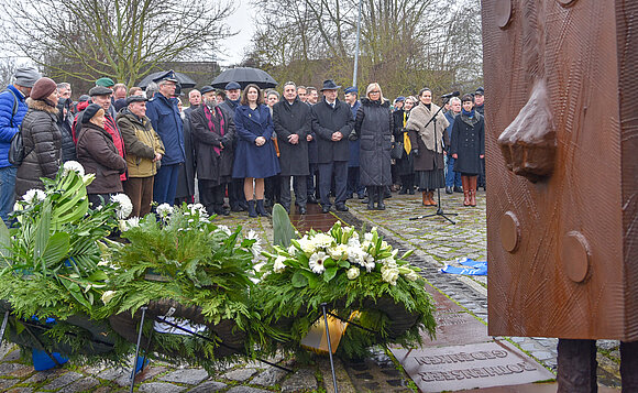 ltlsa/smü Vertreterinnen und Vertreter aus Politik, Religion und Gesellschaft hatten sich am Mahnmal MAGDA zum Gedenken versammelt.