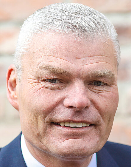Holger  Stahlknecht