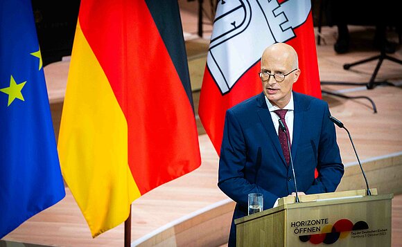 Bundesratspräsident Tschentscher während seiner Festrede.