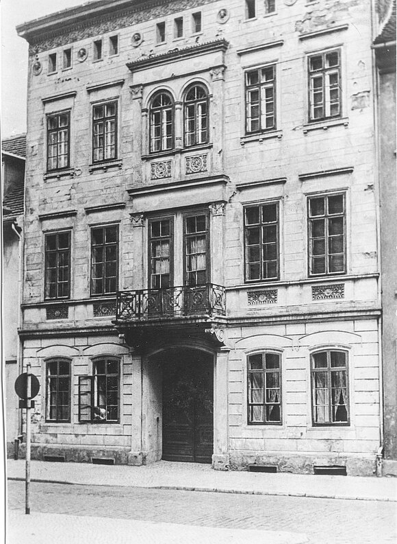 Stadtarchiv Dessau Früherer Blick auf das Medicussche Haus in Dessau.