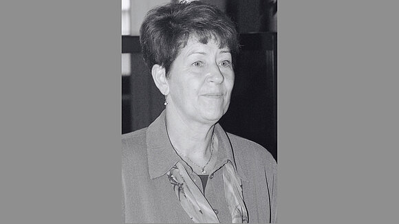 Roswitha Stolfa war Abgeordnete des Landtags von Sachsen-Anhalt in der 2. und 3. Wahlperiode (1994–2002).